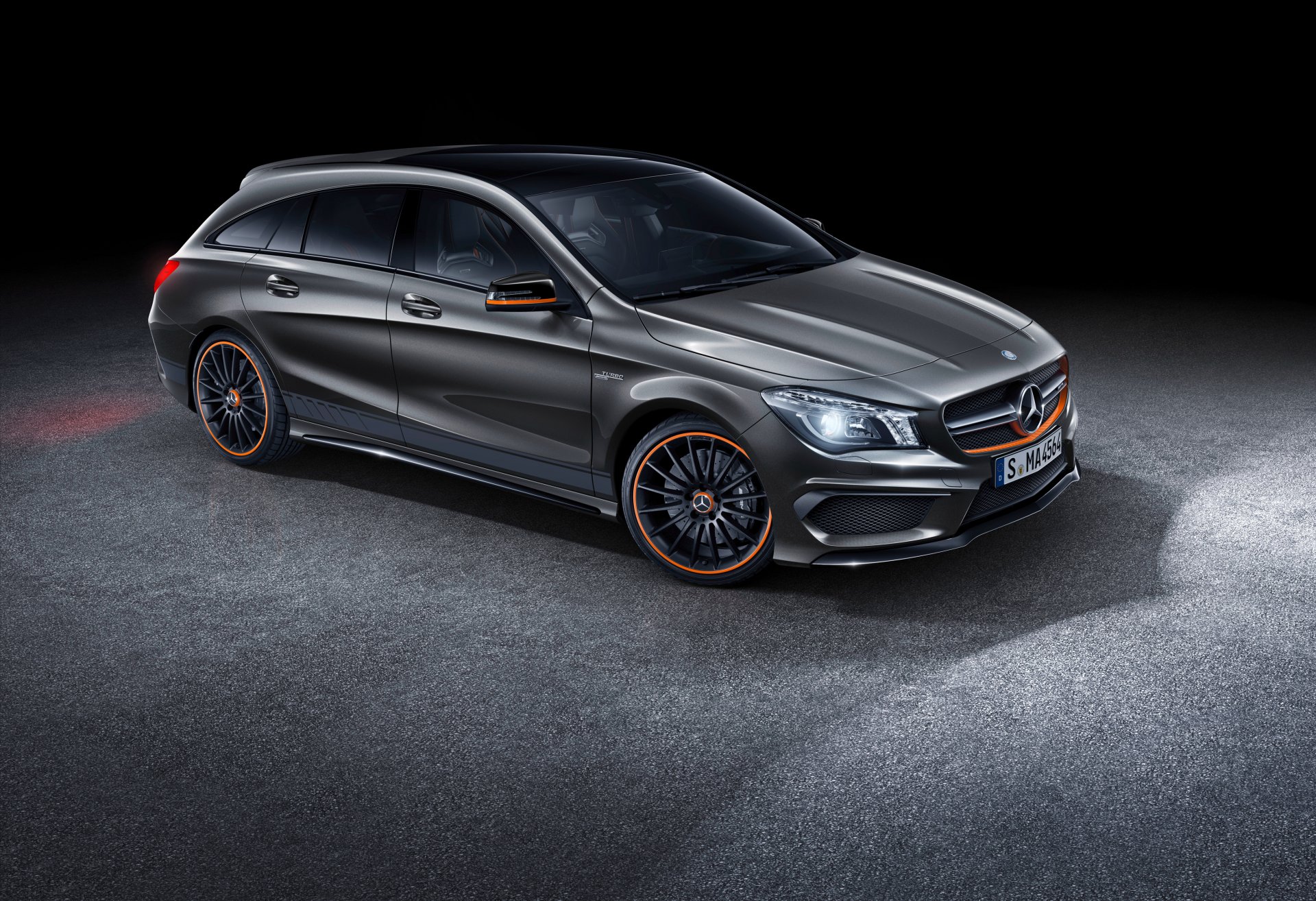 2015 mercedes amg cla 45 shooting brake arancione arte x117 mercedes amg