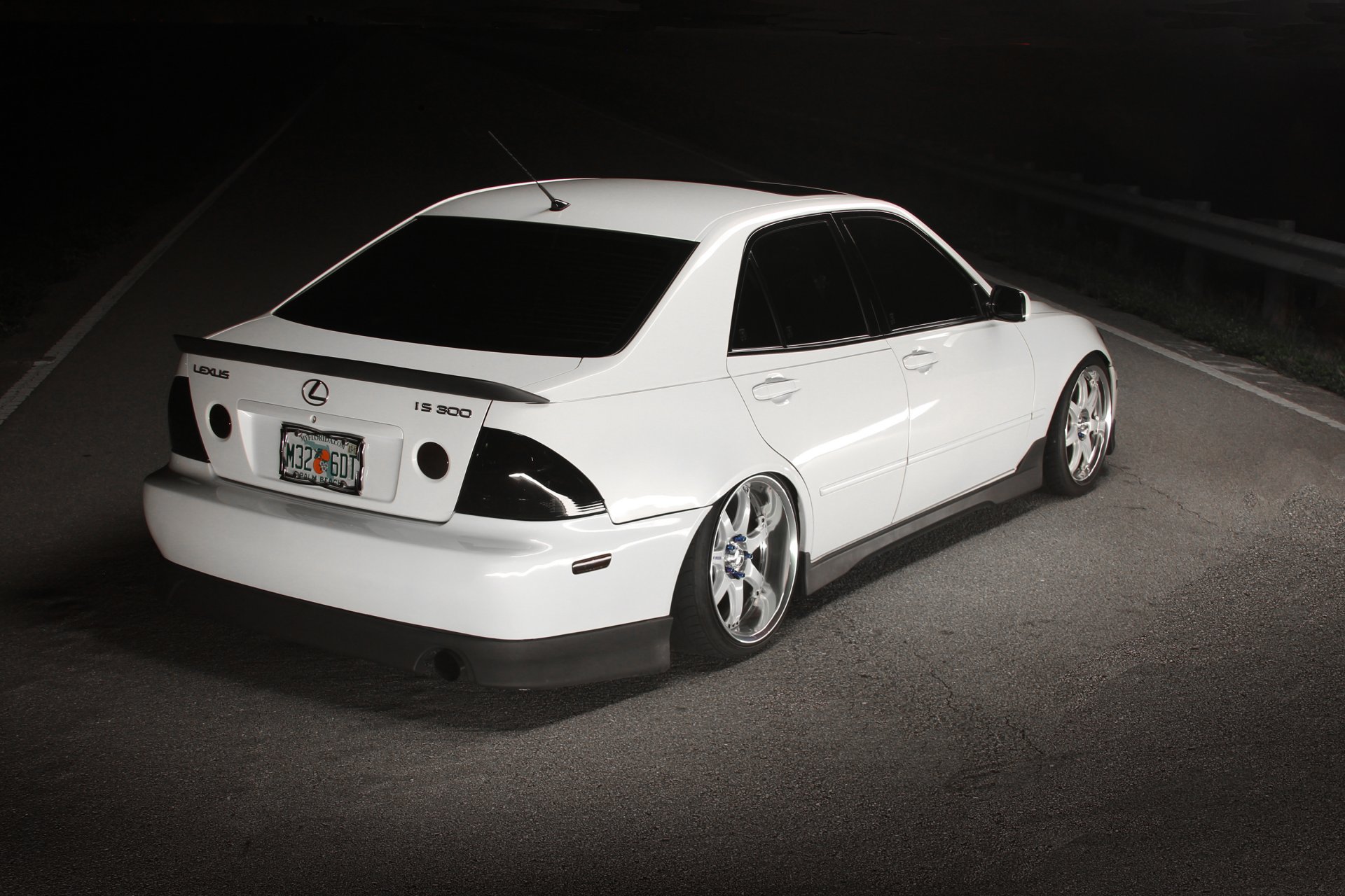 lexus is300 white tuning back road night lexu