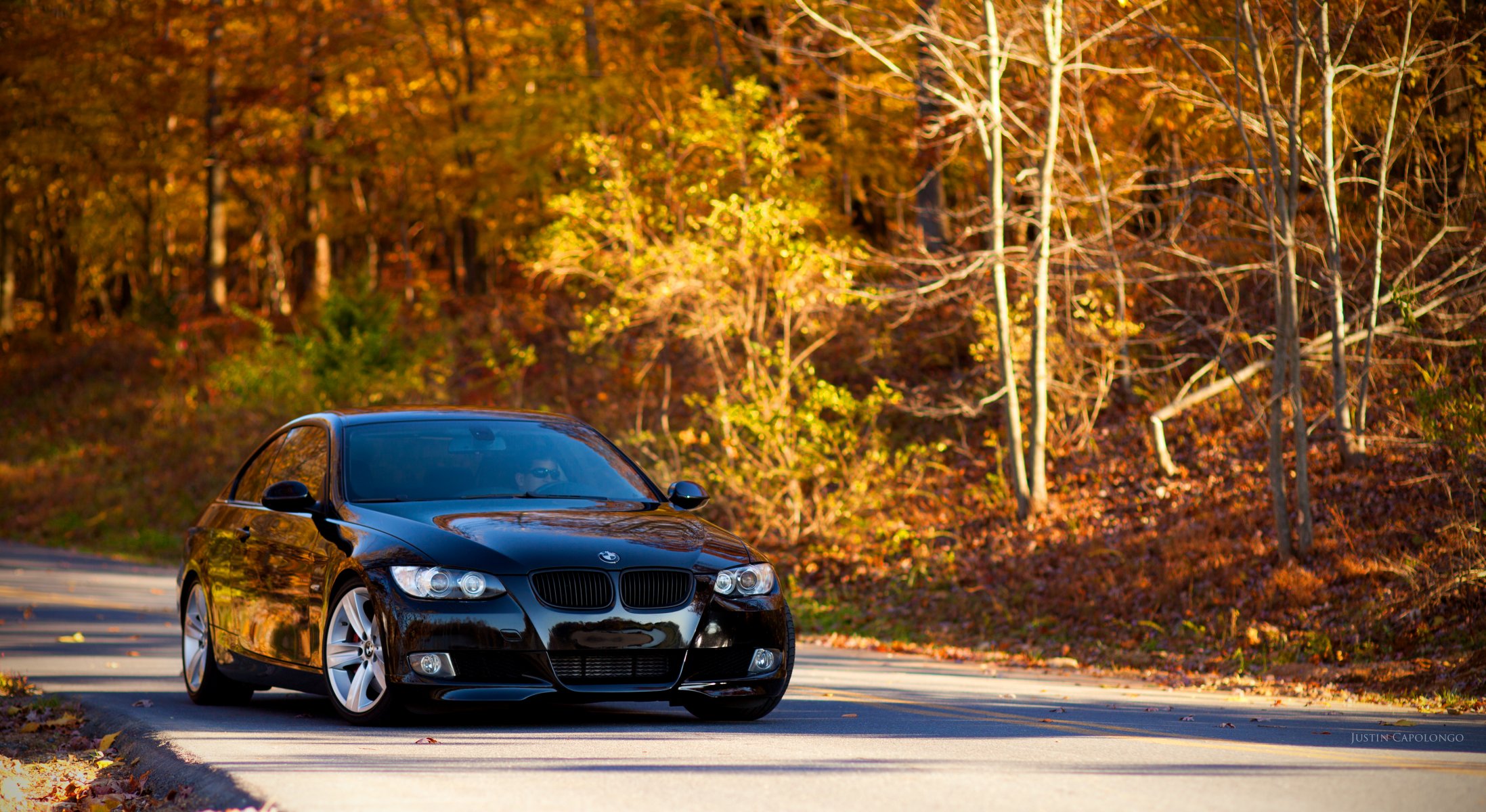 bmw e92 bmw tuning nero autunno foglie strada