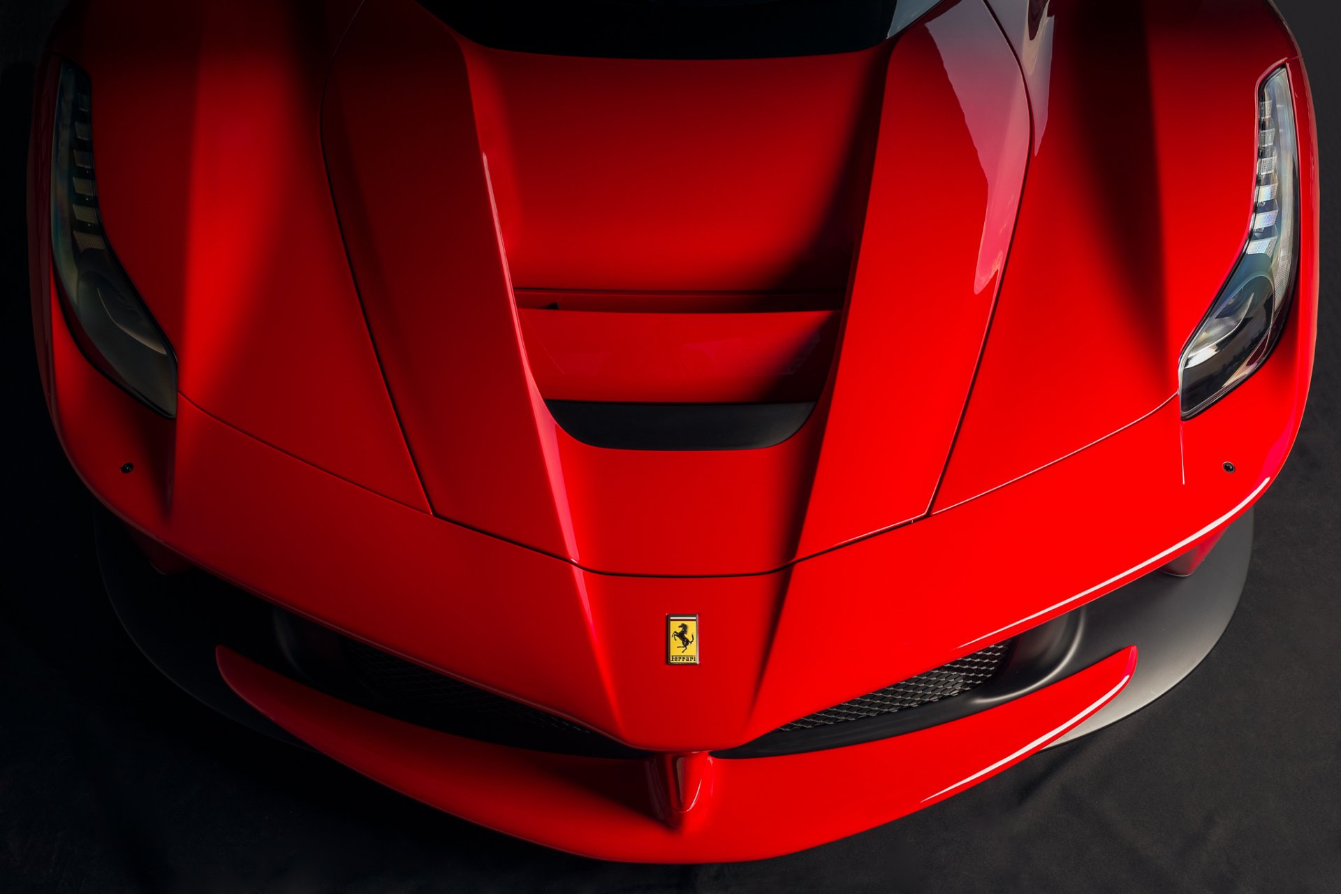 ferrari laferrari красные передние