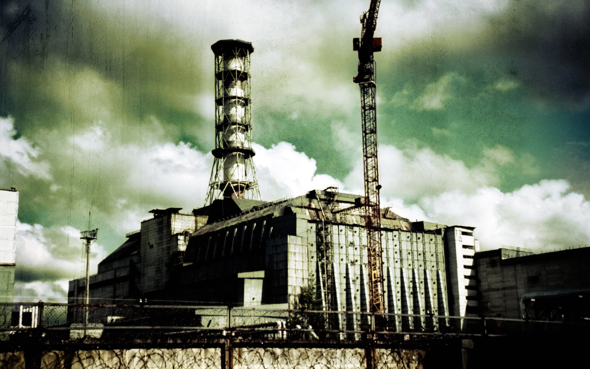 chernobyl pripyat unidad de energía central nuclear zona nubes nubes gris energía