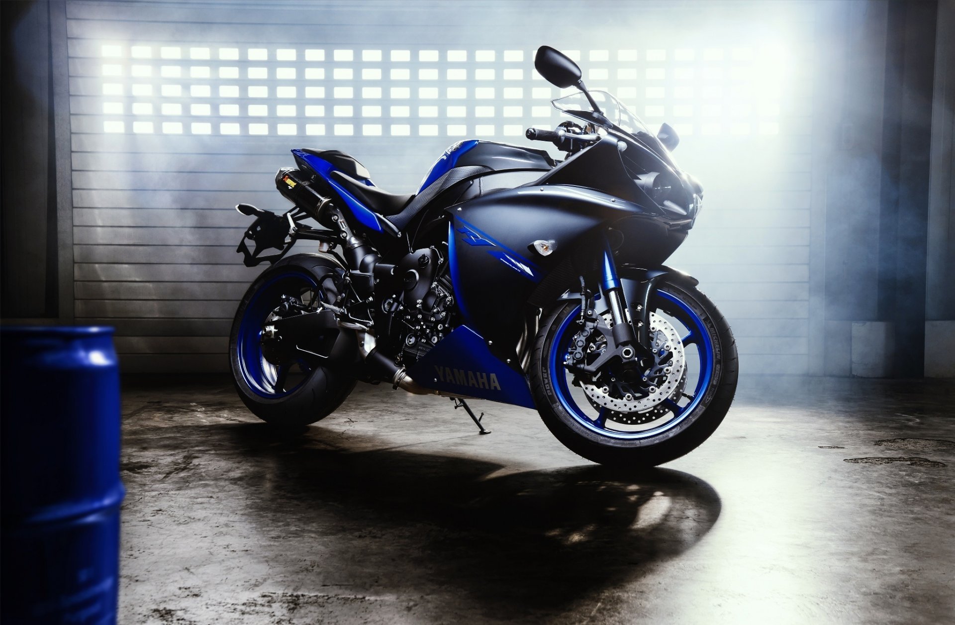 yamaha yzf-r1 blue foggy lights motorcycle sun superbike