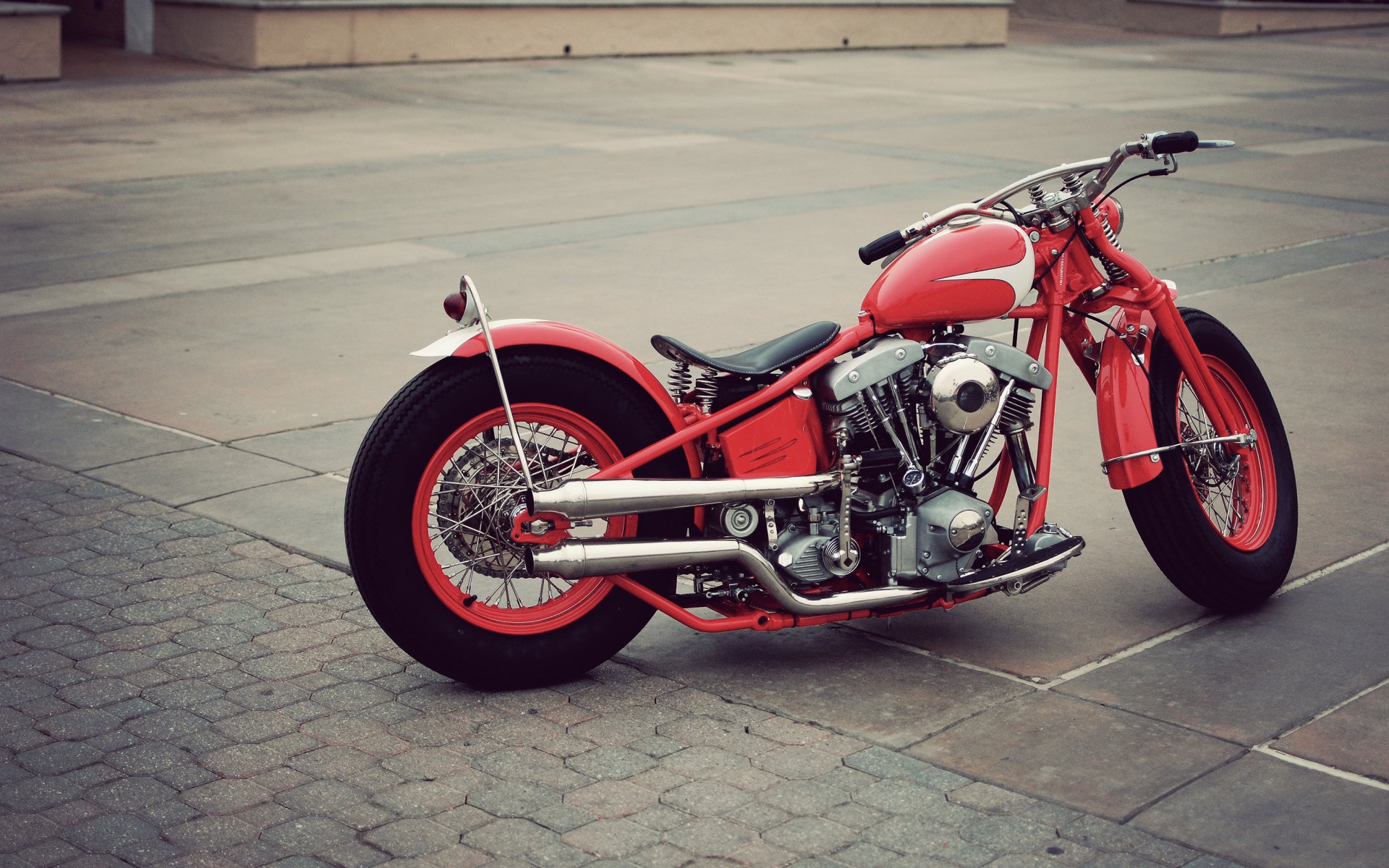 bobber vintage rosso moto