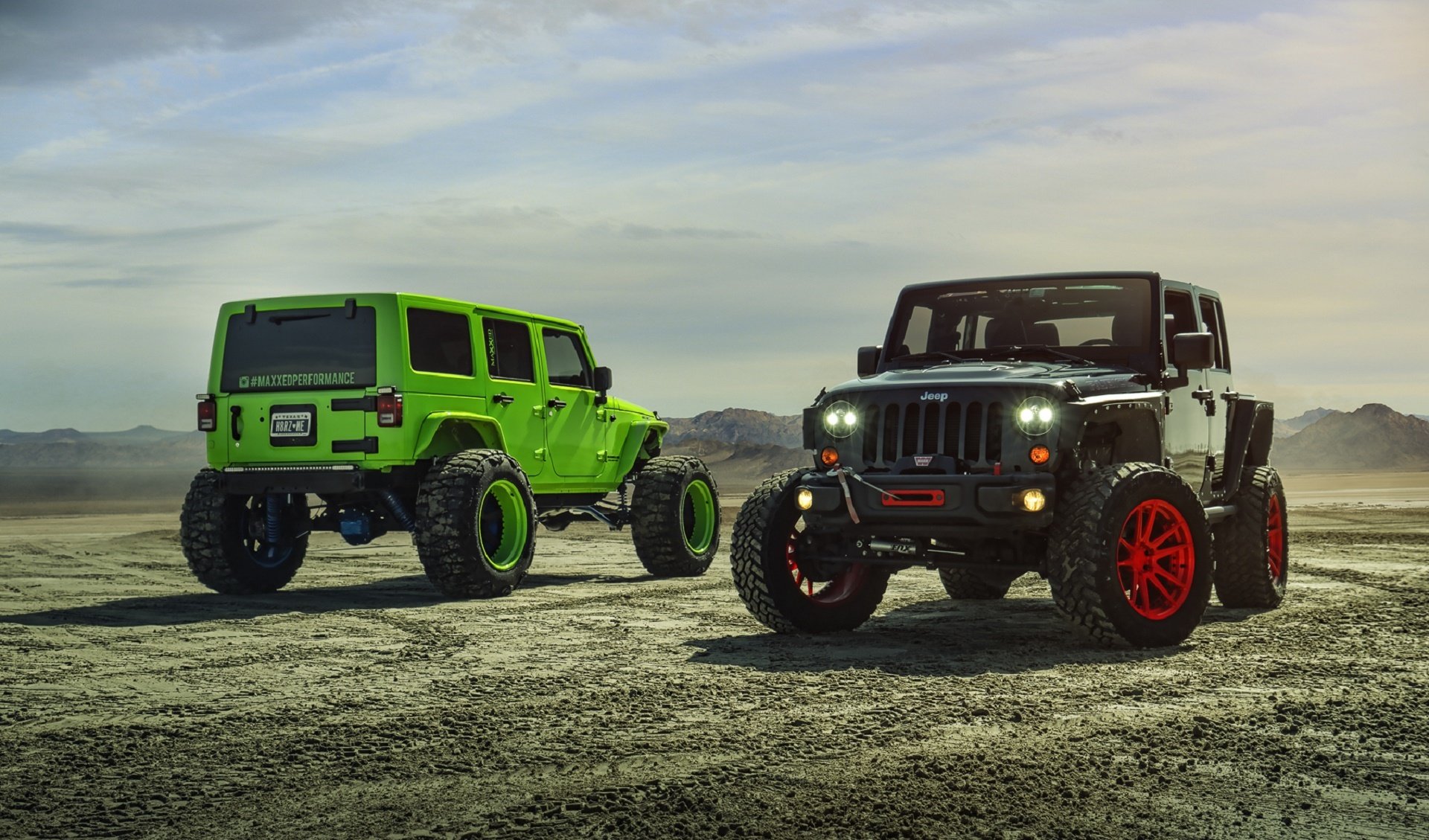 jeep wrangler adv1 funzione di pista su misura forgiato ruote nero verde