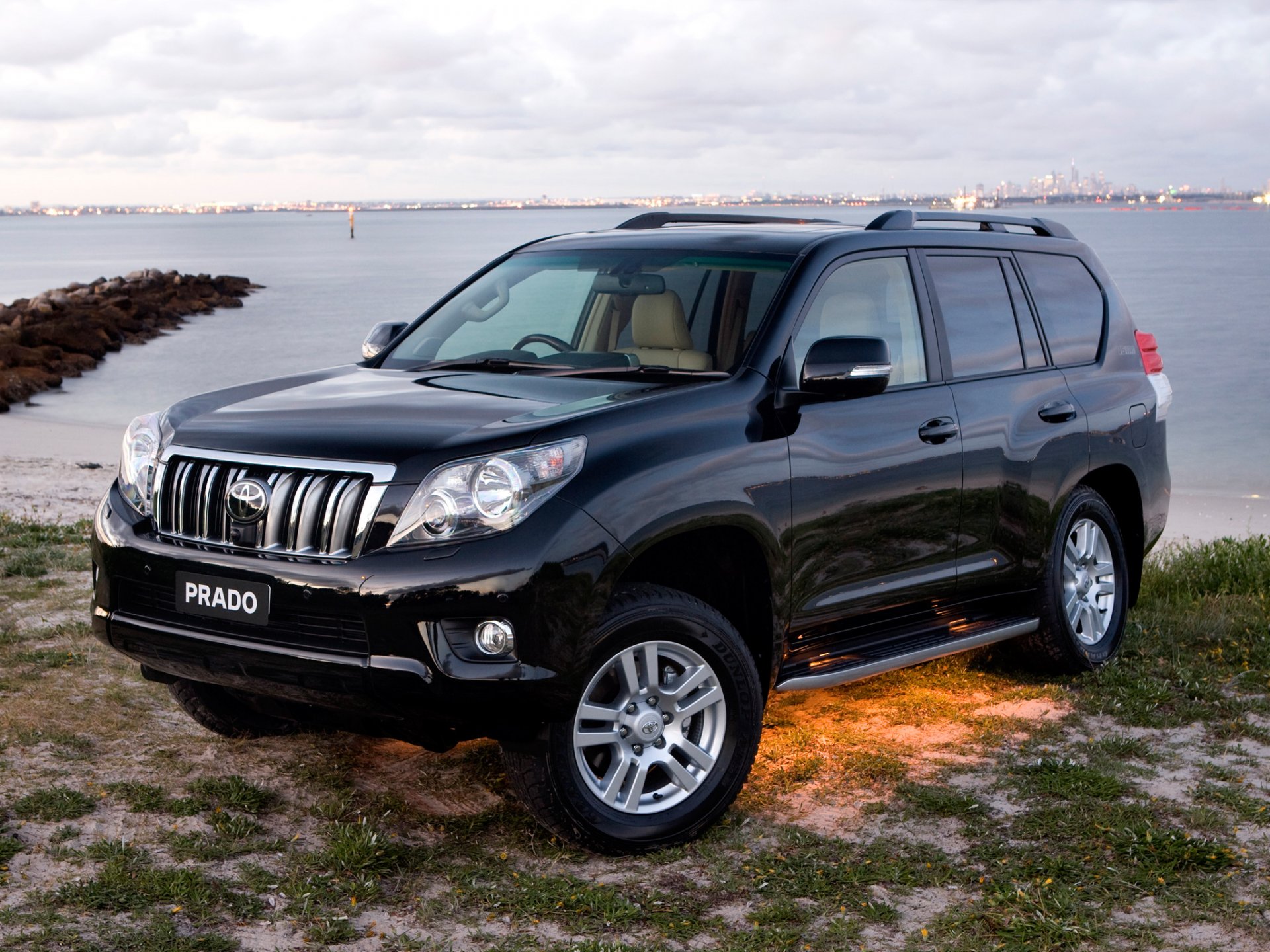 toyota land cruiser prado tlc prado toyota land cruiser cruzac tlc prado japan australia australian version ac-spec