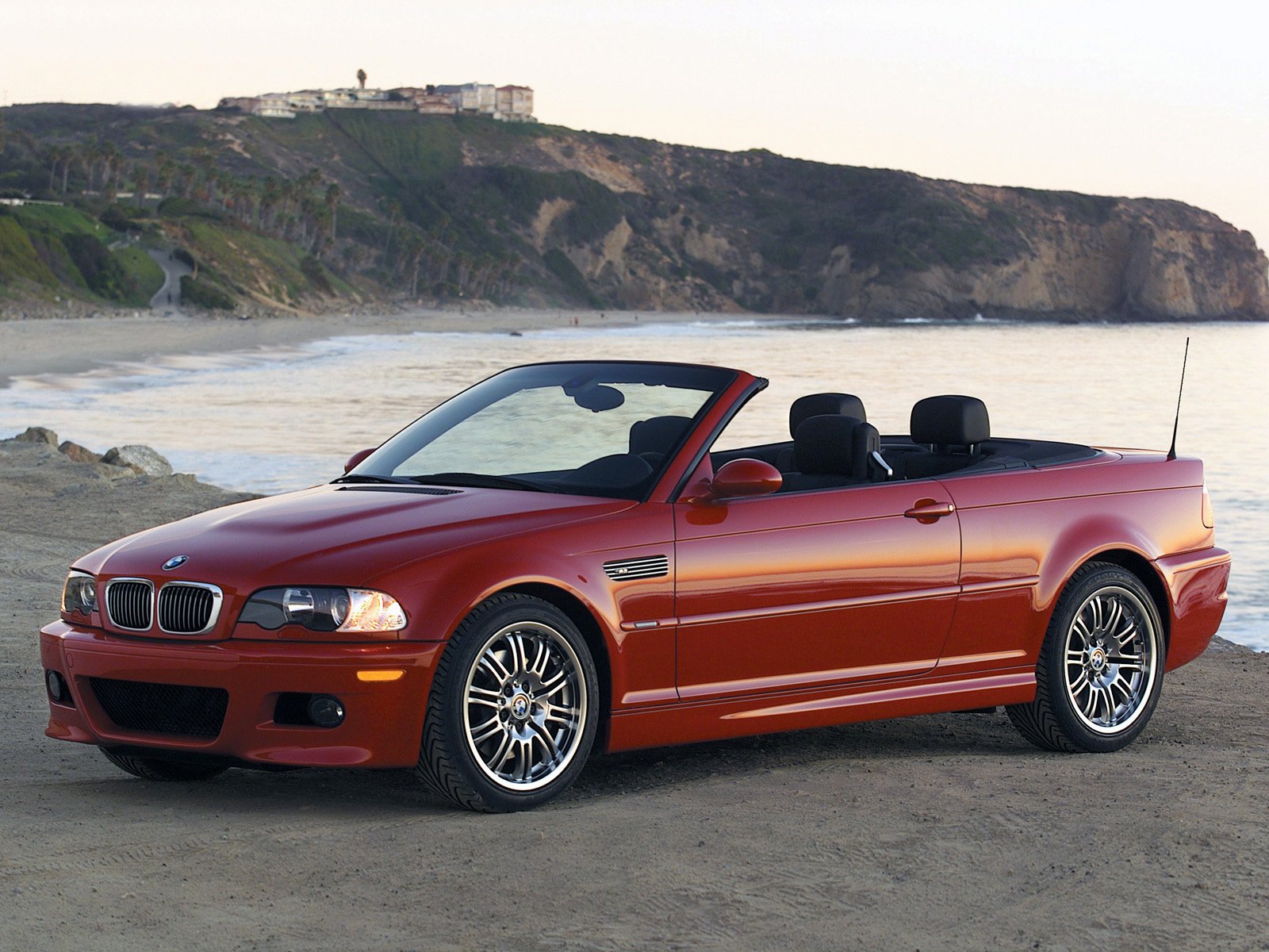 bmw e46 m3 série 3 bmw troïka coupé rouge voiture de sport cabrio roadster voiture rouge mer côte montagnes cabriolet phares profil voiture voitures voitures véhicules