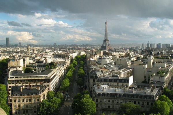 Torre en París y Francia