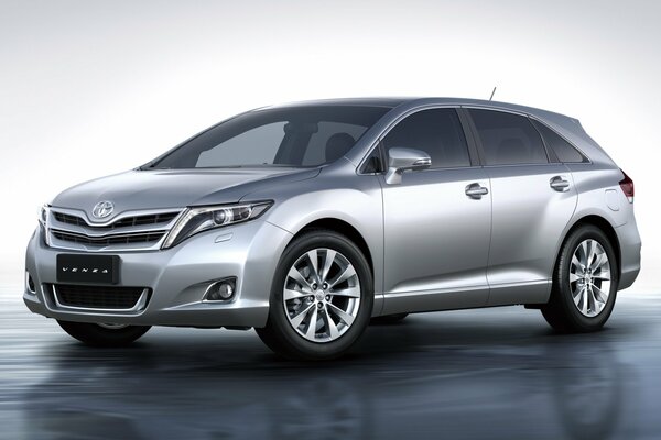 Toyota venza is beautiful in any color