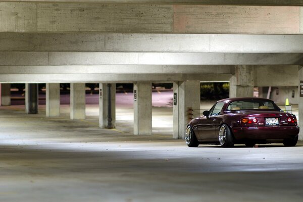 Mazda est de retour dans le garage souterrain