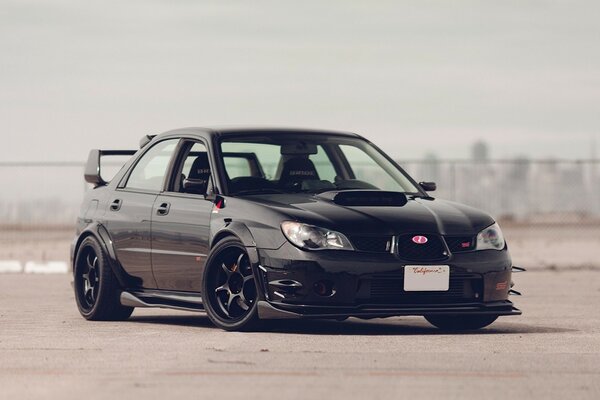 Voiture Subaru noir