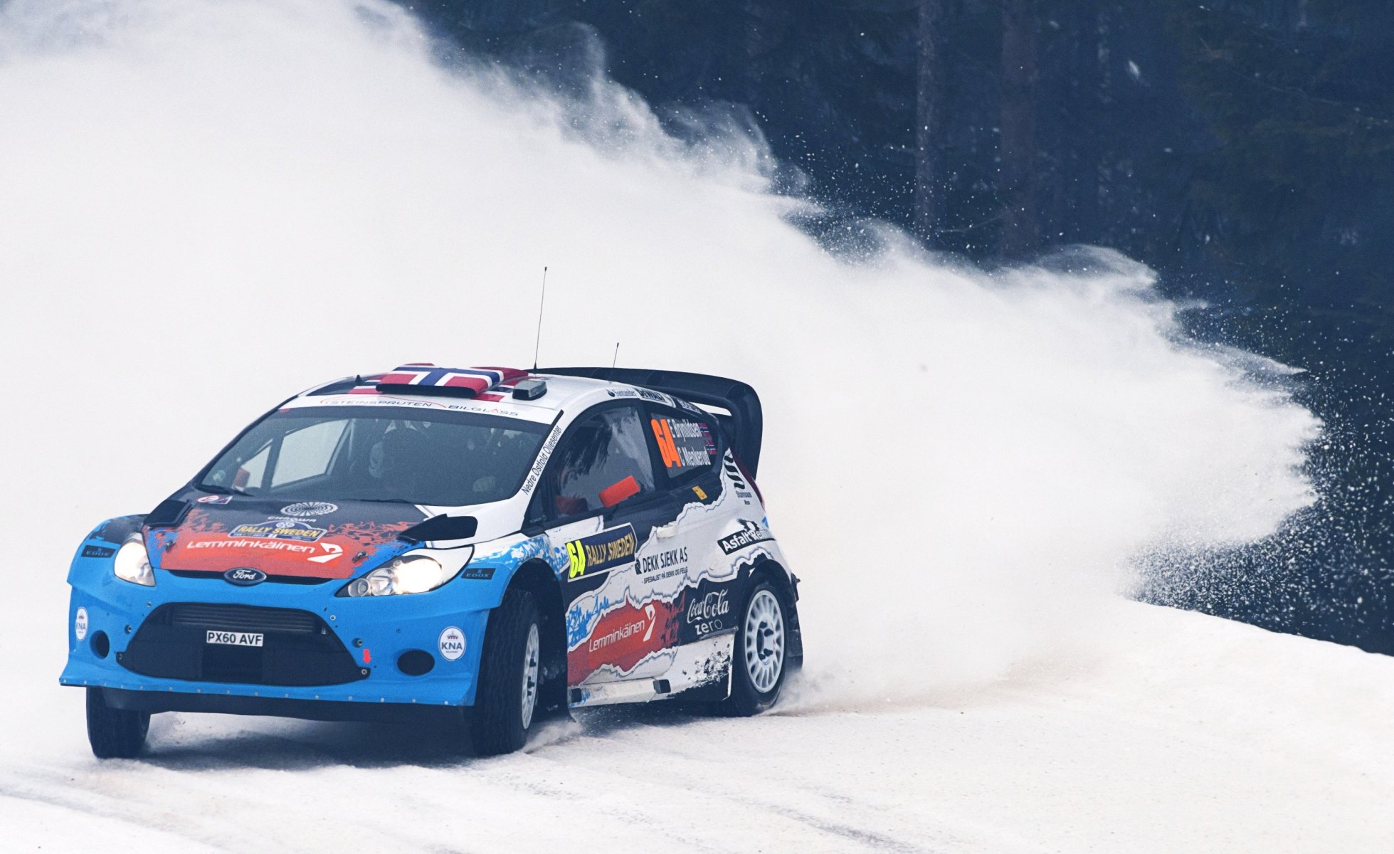 ford fiesta wrc rally rally de suecia derrape nieve frente giro