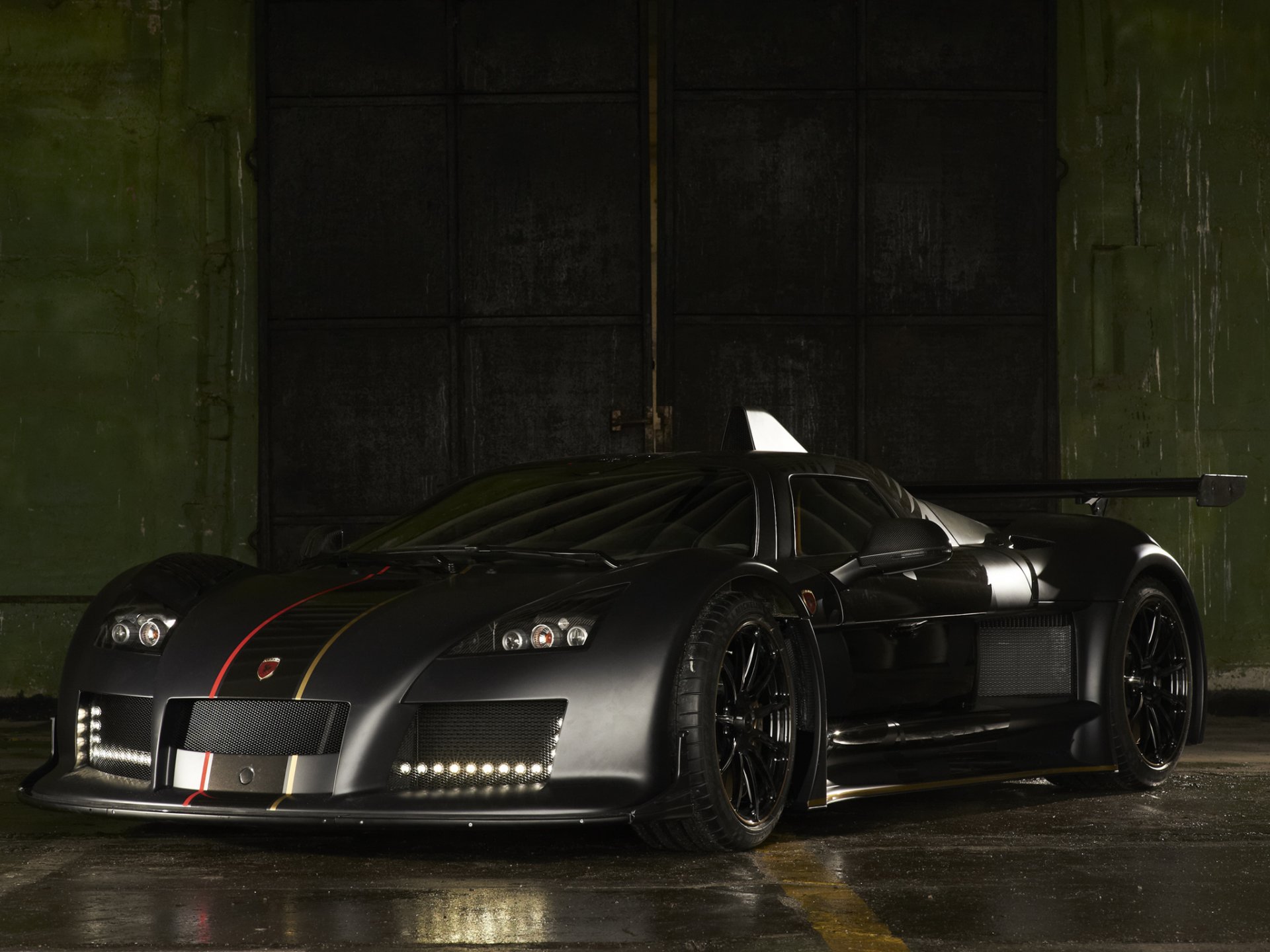 gumpert apollo furioso auto supercar crepuscolo