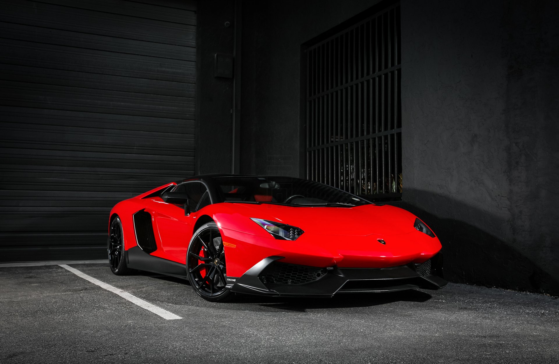 lamborghini aventador lp720-4 50th anniversary red colore supercar personalizzato