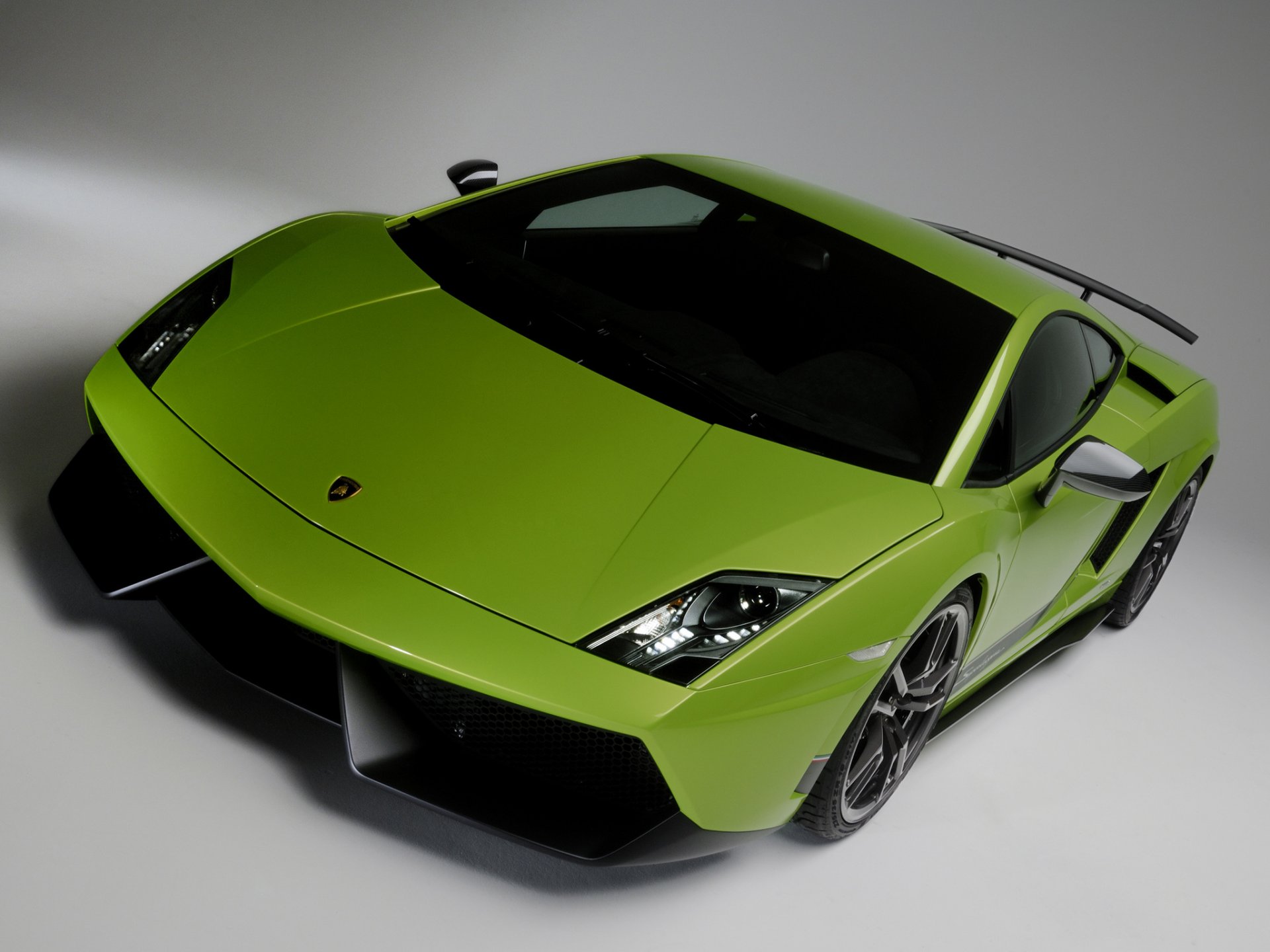 lamborghini gallardo lp570-4 superleggera zielony przód samochodu