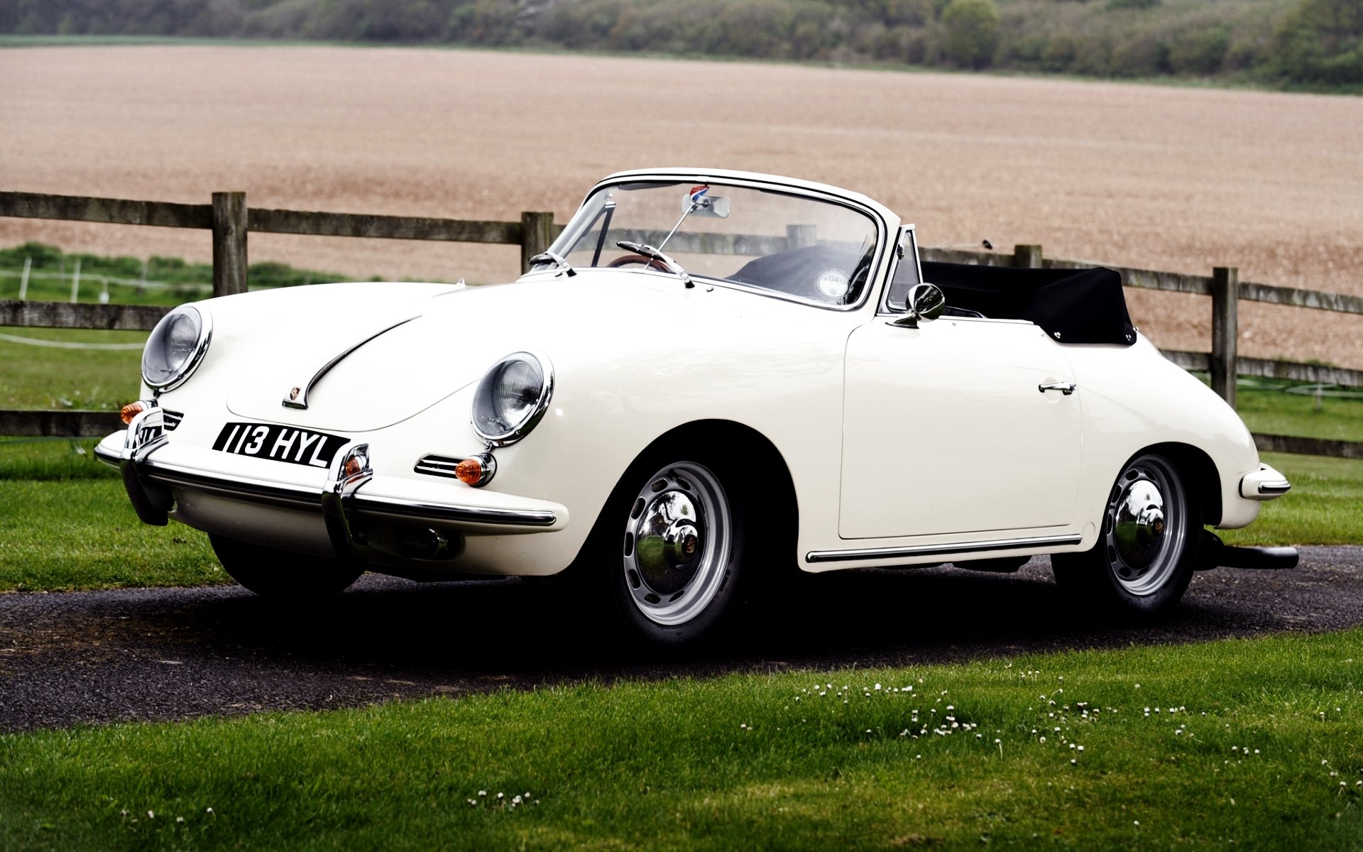 porsche 356b 1600 t 6 roadster 1962 porsche anteriore bianco classico erba siepe campo