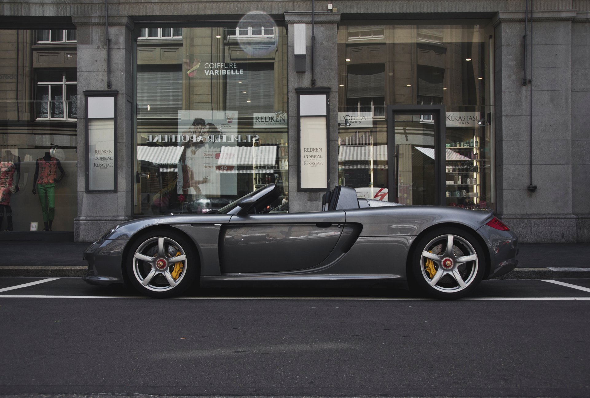 porsche carrera gt argento strada negozio porsche argento supercar