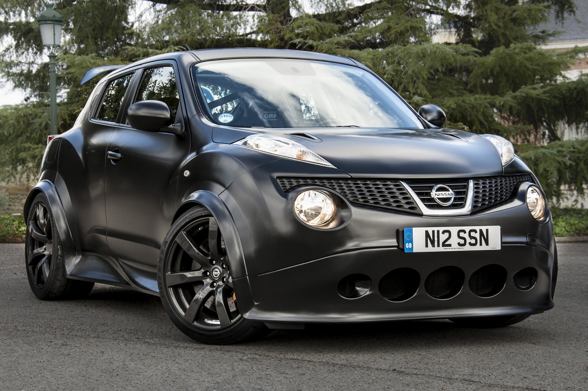 nissan juke r nismo black matt