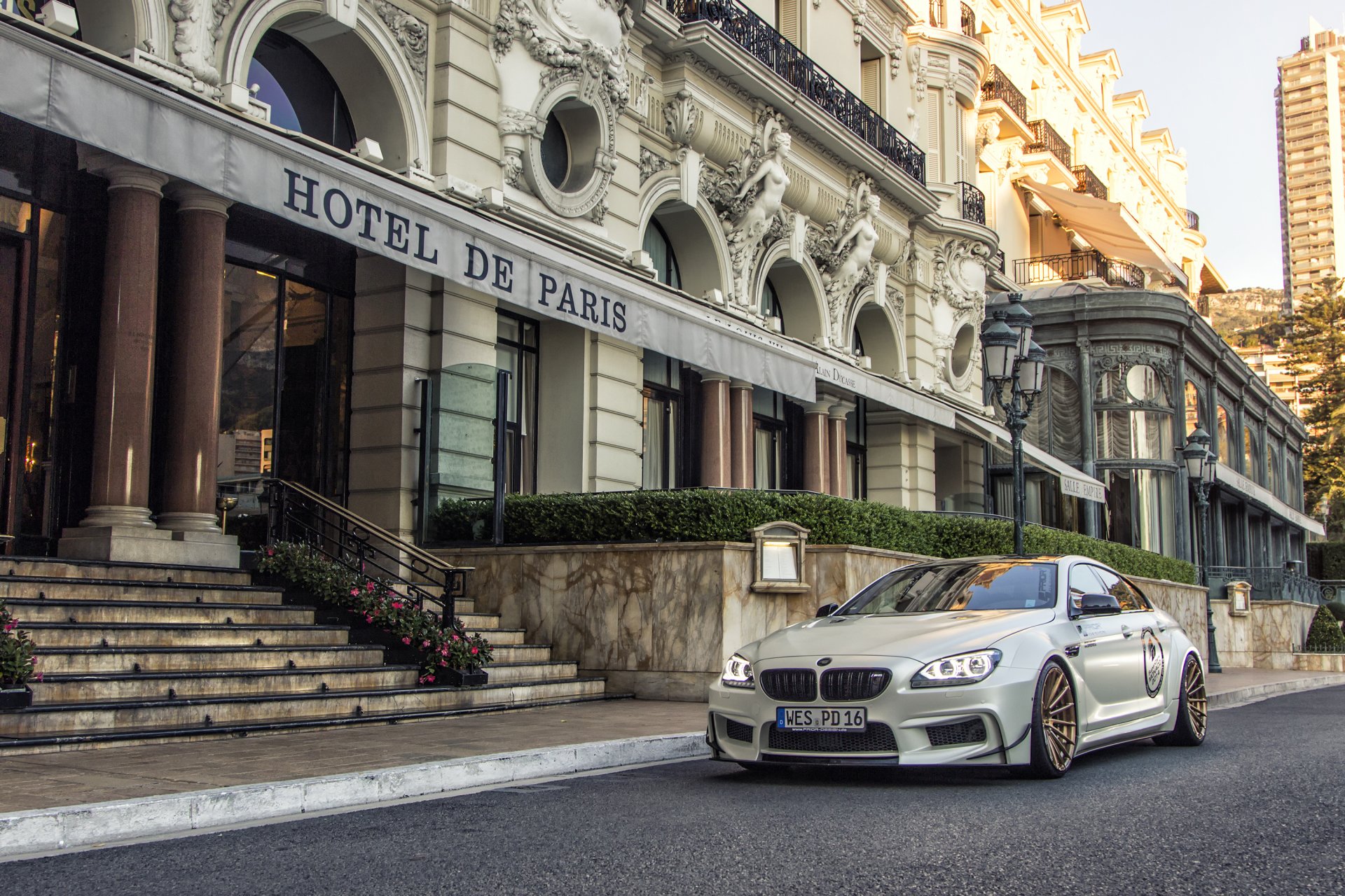 bmw m6 antes del diseño hotel de parís