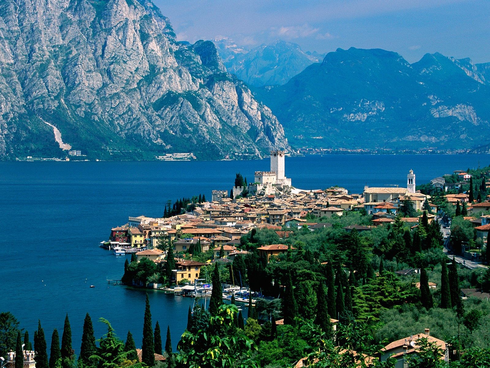 italia montañas lago ciudad