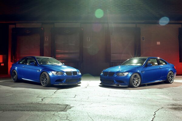 Due auto blu l una per l altra non sono concorrenti