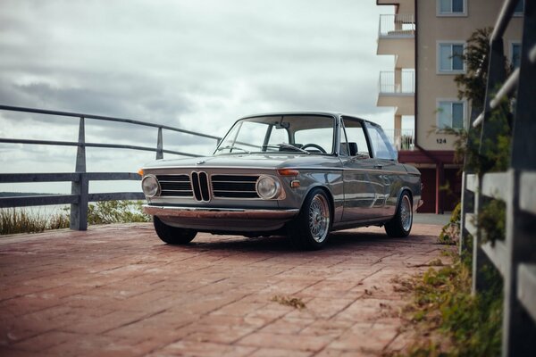 Bmw E10 1969 clásico vista frontal