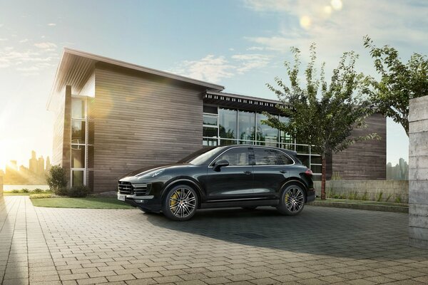 Porsche cayenne y hermosa mansión