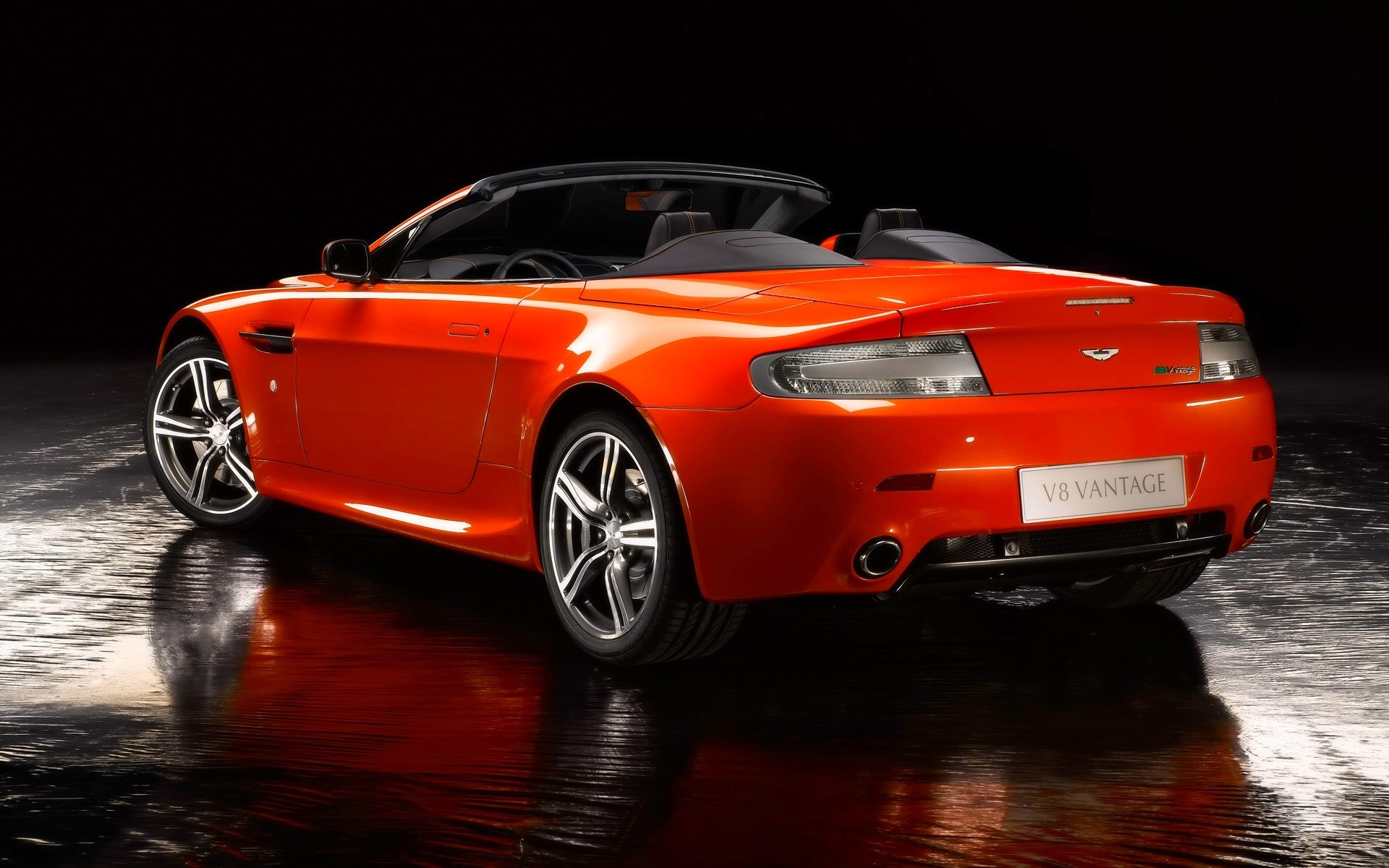 aston martin v8 vantage n400 auto aston martin naranja convertible