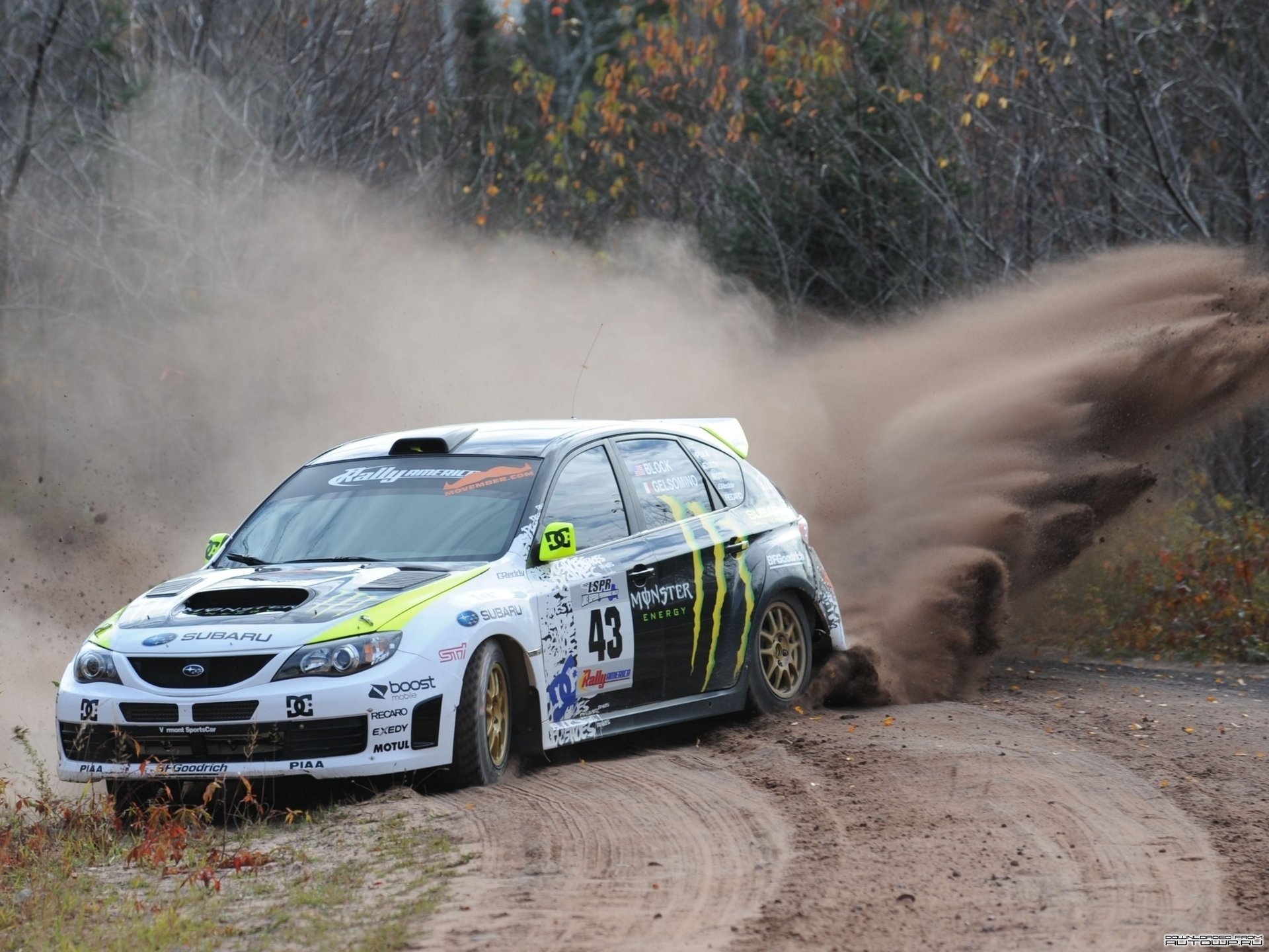 ubaru субару impreza ken block авто пыль занос дорога надписи лес деревья спорт машина транспорт автомобиль крутая тачка легковые авто автоспорт автотранспорт