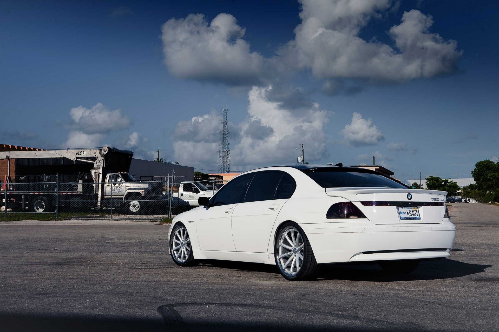 ciudad nubes bmw casa cielo coches