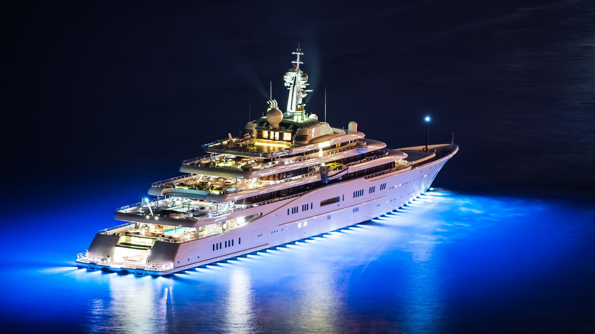 mega yacht yachts superyacht yacht eclipse night night helicopter yacht helicopter mega yacht mega yacht eklips evening boat lights helicopters super yacht yacht