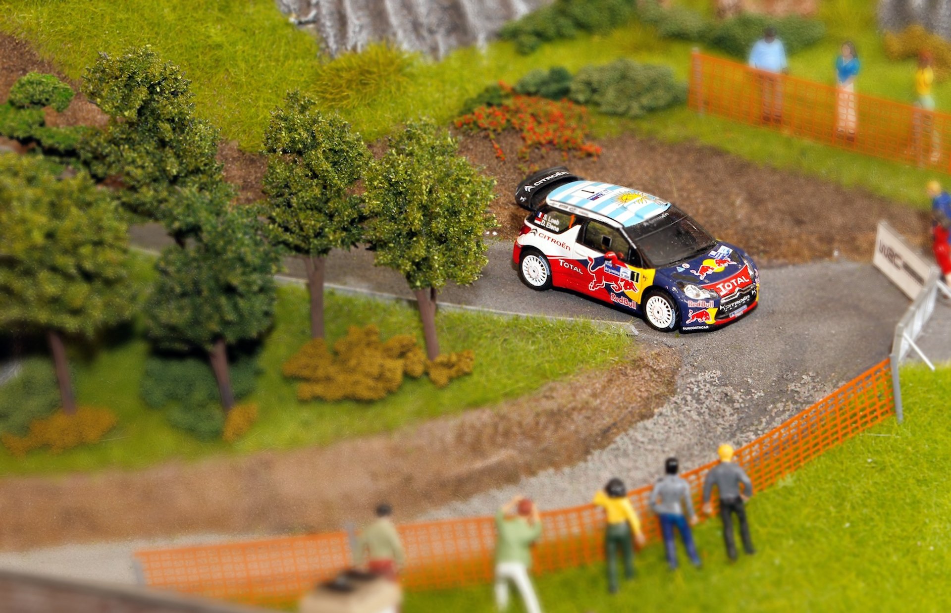 citroën ds3 wrc diorama maquette rallye s. loeb tour rallye citroën