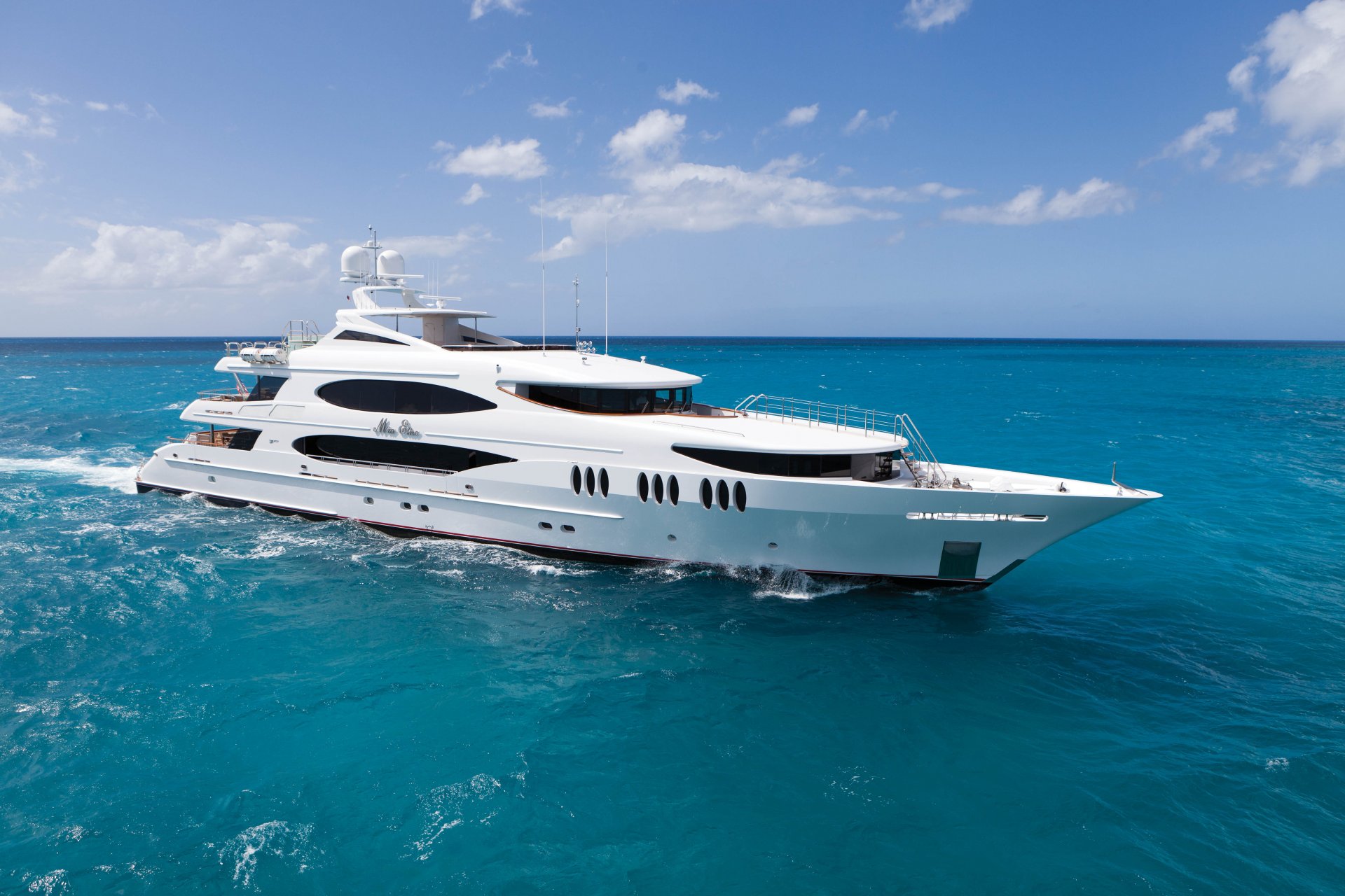 ocean yacht mia elise travel sport