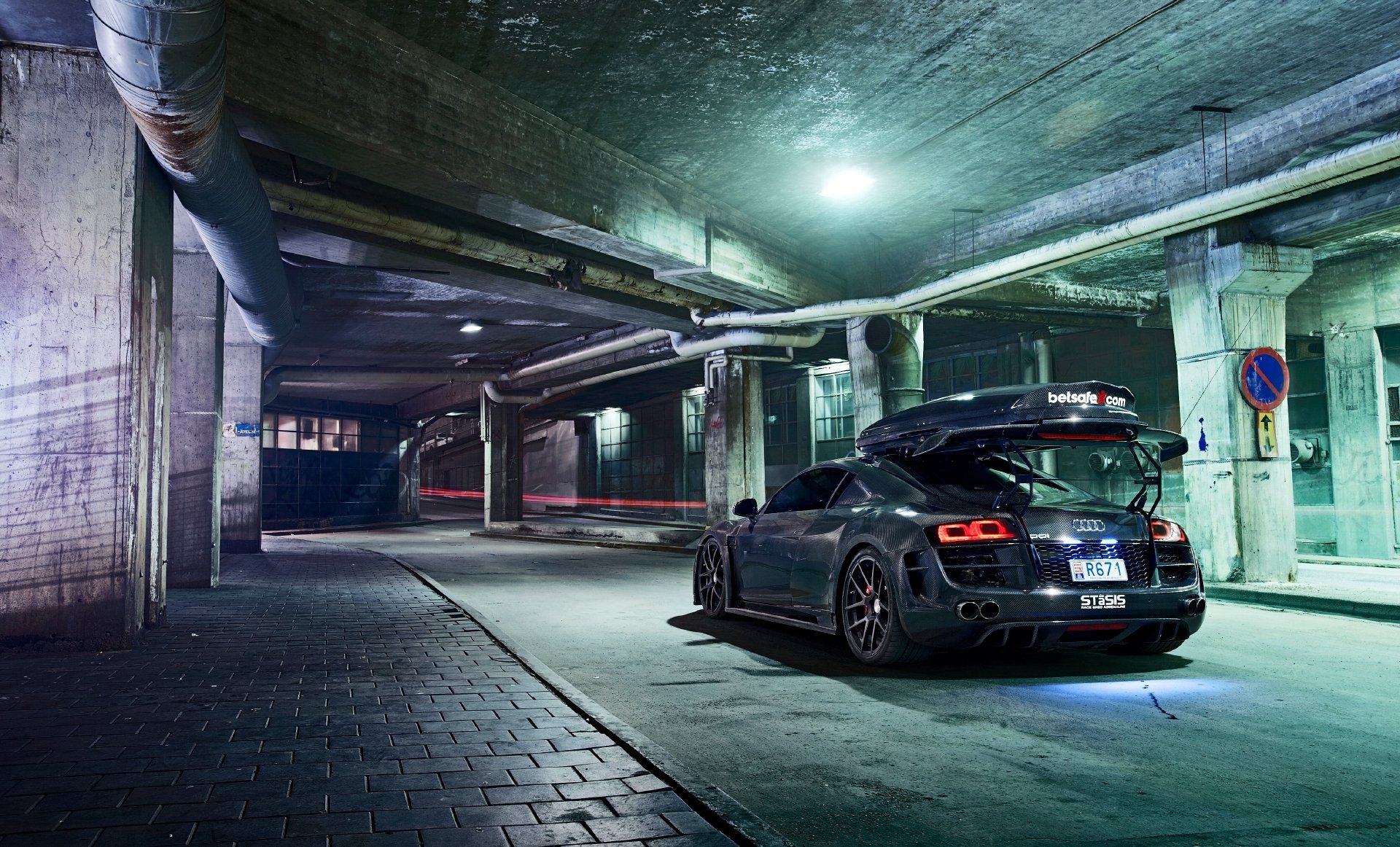 audi r8 speedhunters tuning auto u-bahn kofferraum