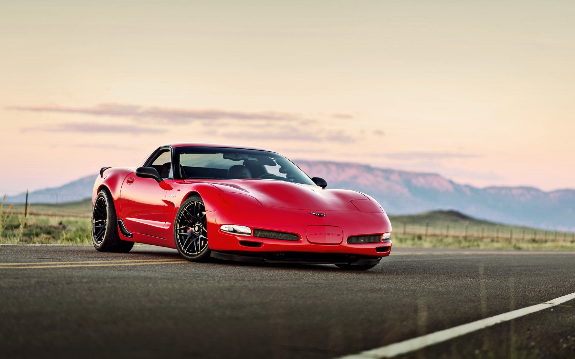 chevrolet corvette c5 rouge voiture casse-croûte