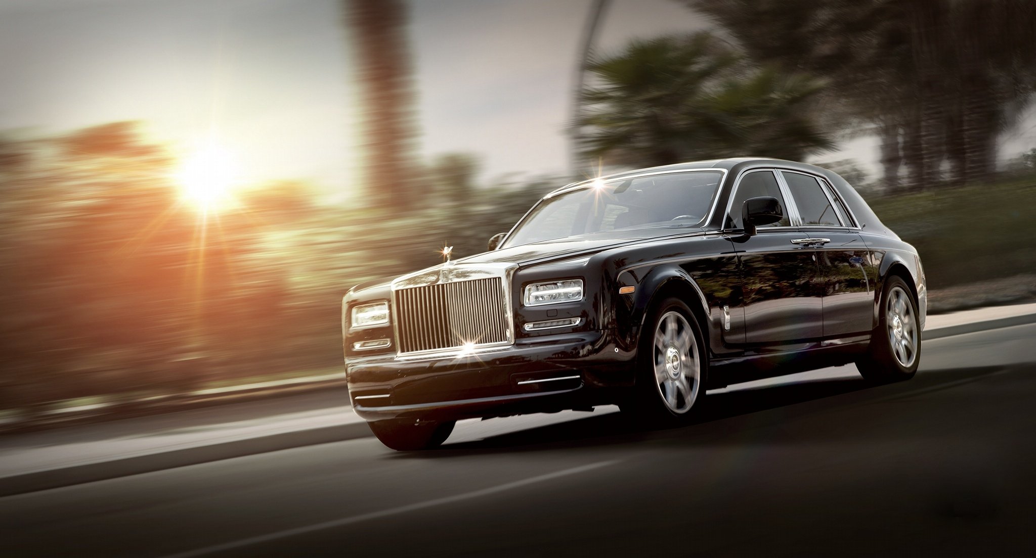 rolls royce phantom luxury black front