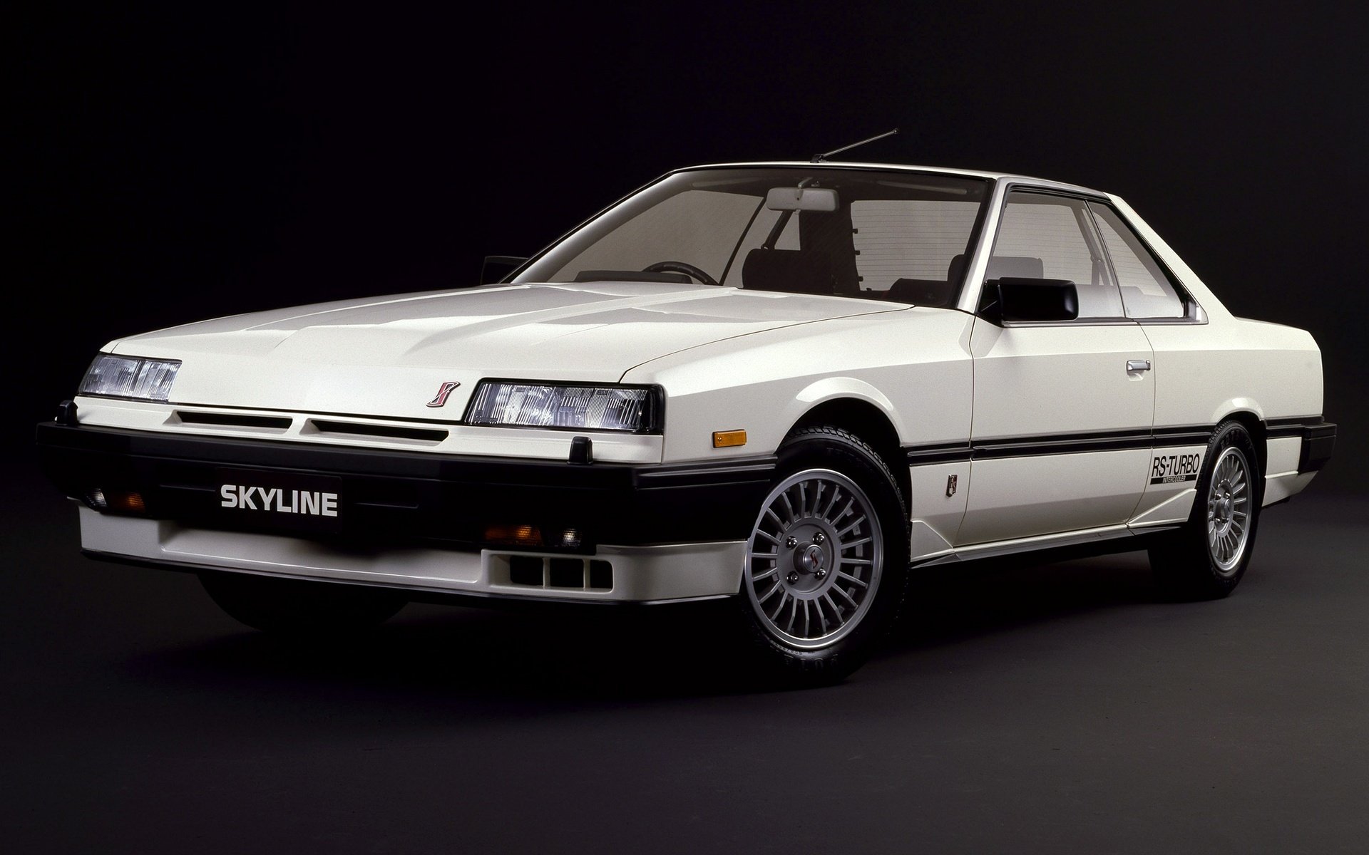 nissan горизонта 2000 turbo rs-x 1983-85 старый япония автомобиль ниссан белая машина японский