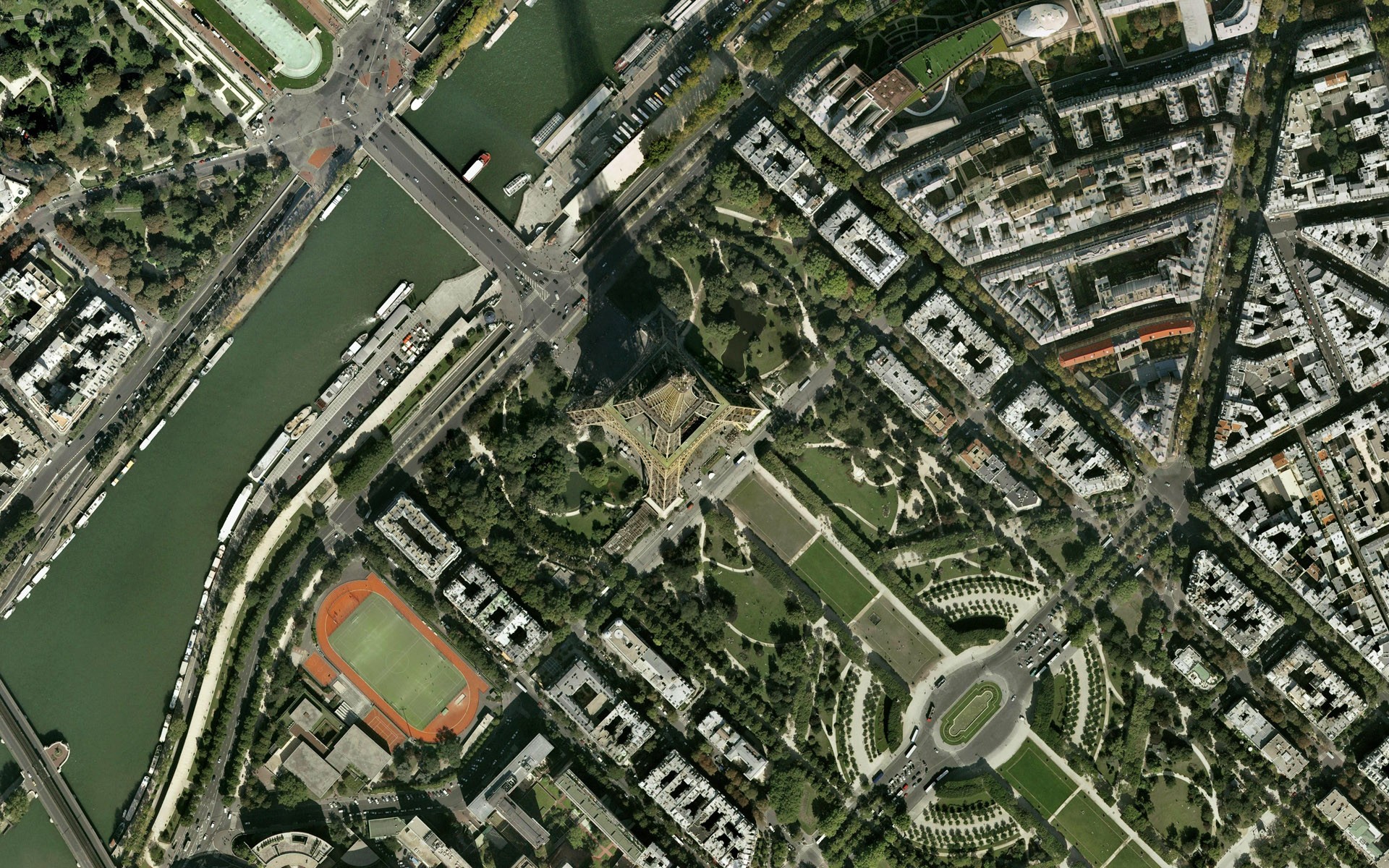 paris eiffel tower from the top