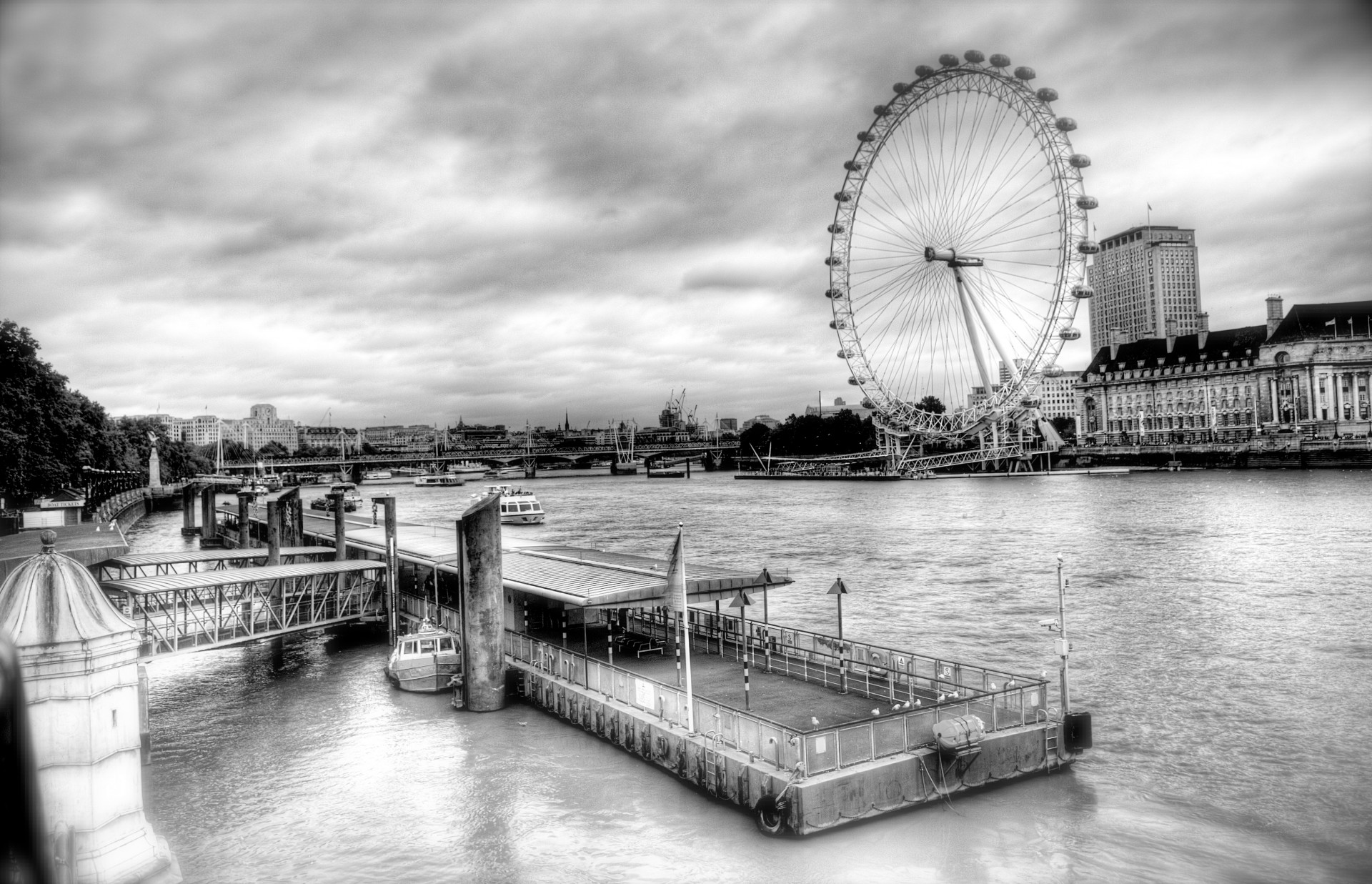 london thames london eye