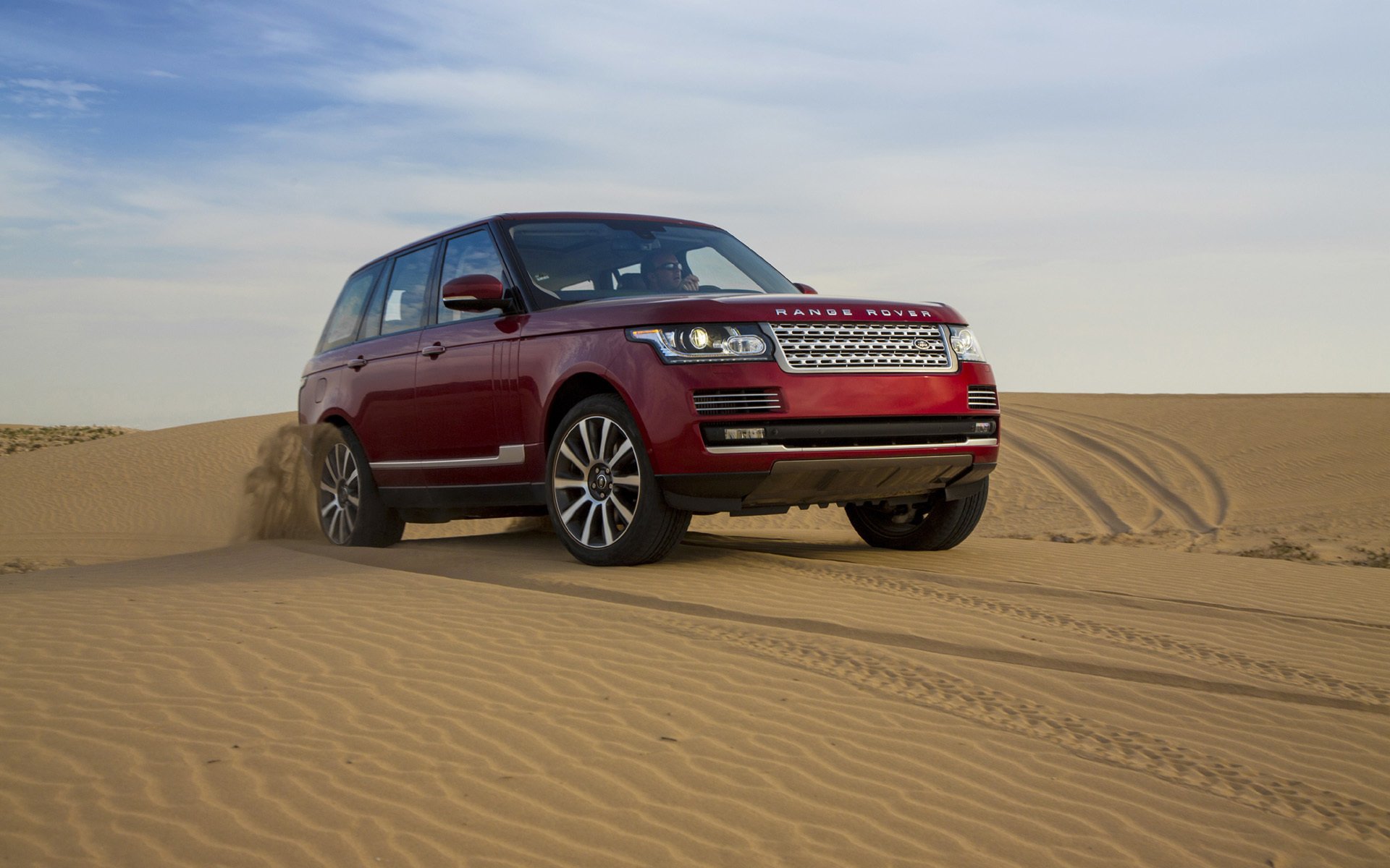 land rover range rover land rover range rover jeep front end sand dunes sky