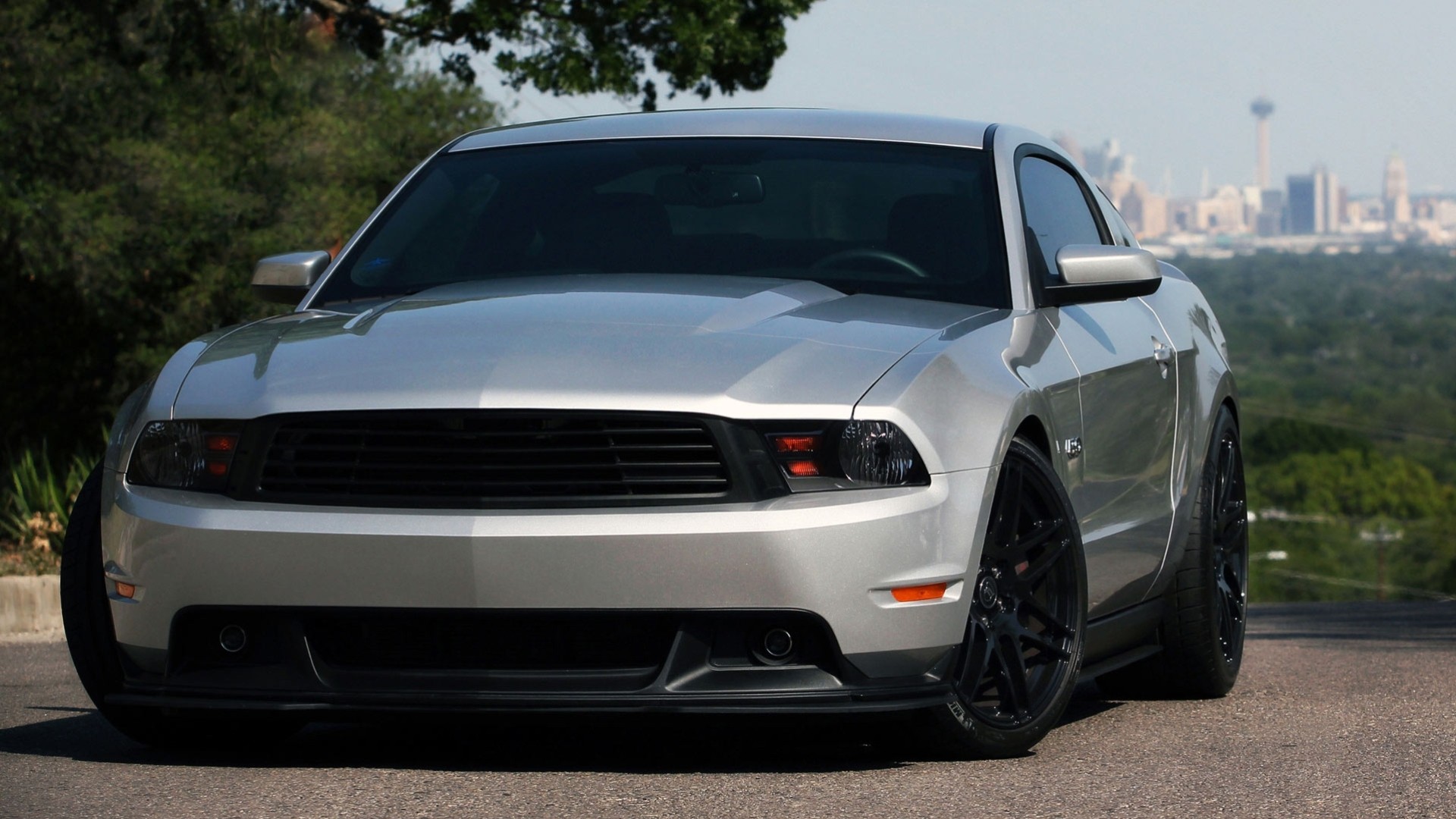 ford strada mustang automobile grigio macro