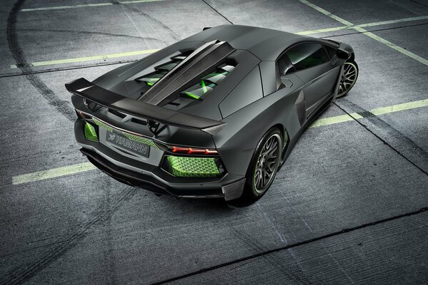 Vert Lamborghini arrière lumière carbone
