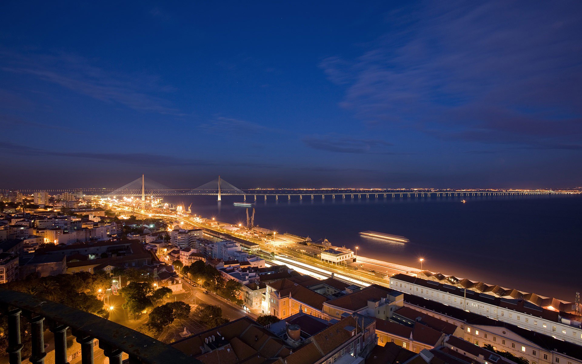 ciudad noche luces