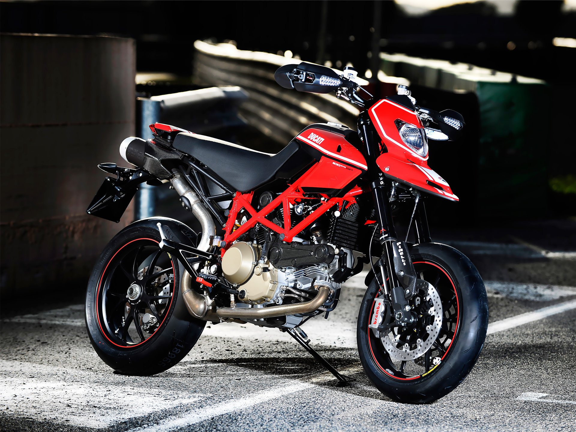 ducati hypermotard evo 1000 sp ducati ducati rosso rot italien design techno motorrad motorrad motorrad motorrad hi-tech fahrrad sportbike supermoto supermoto mototransport