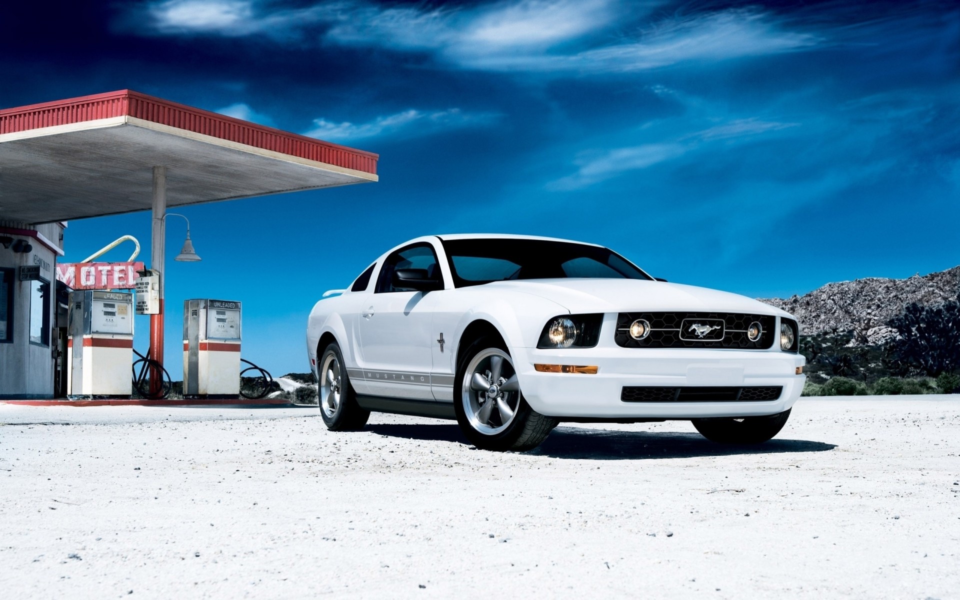 mustang movimiento ford blanco