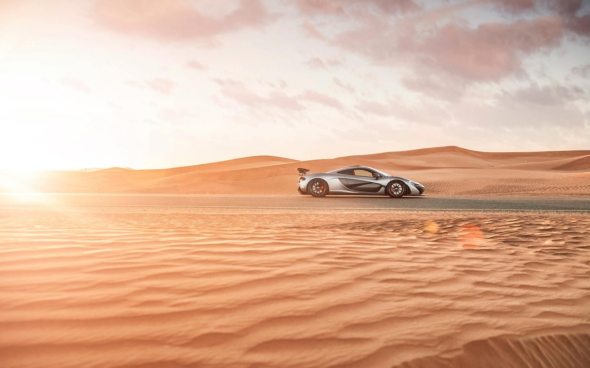 mclaren p1 supersportwagen wüste sand hypercar