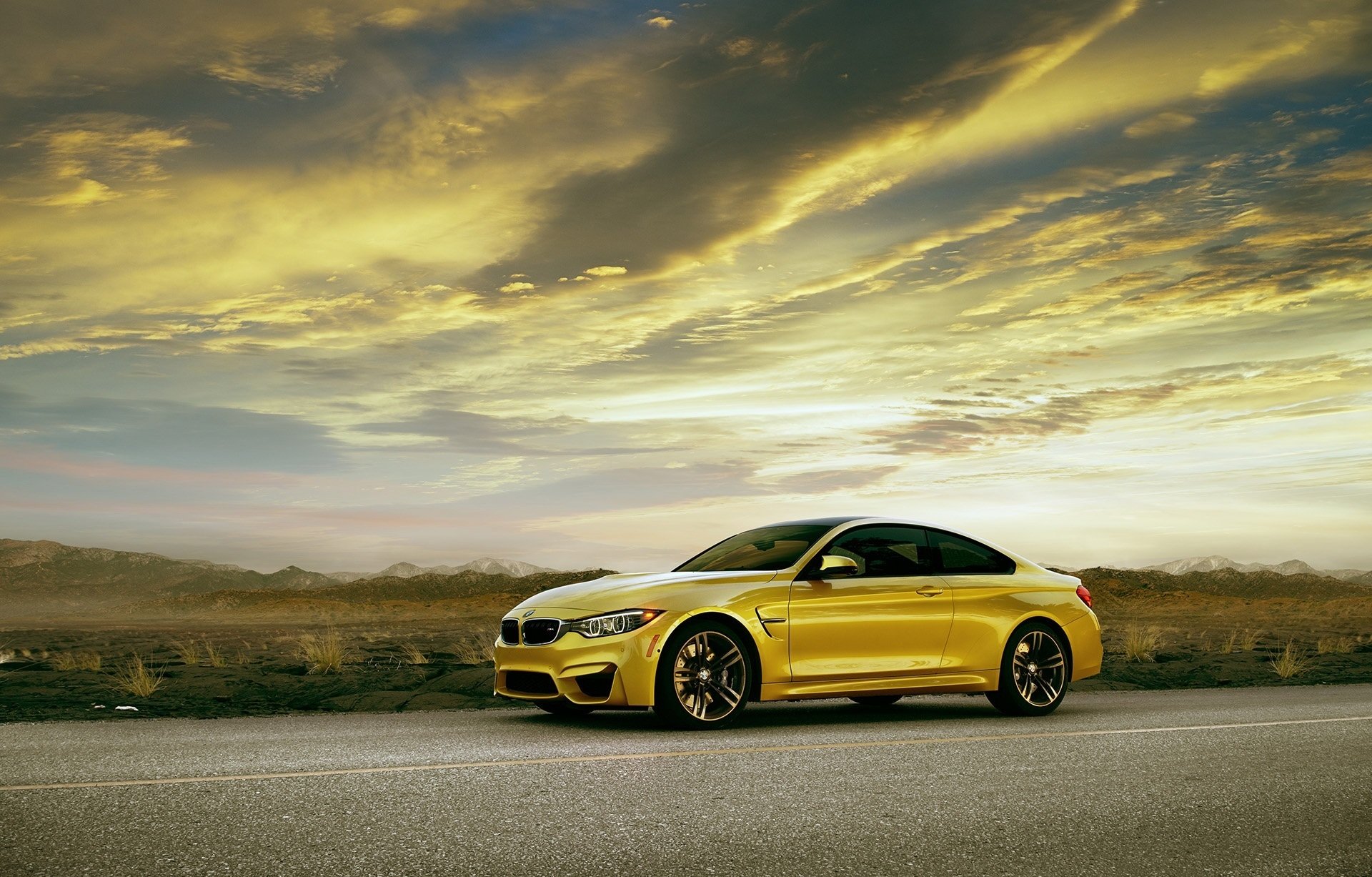 bmw m4 coupé f82 avant jaune photographie de voiture