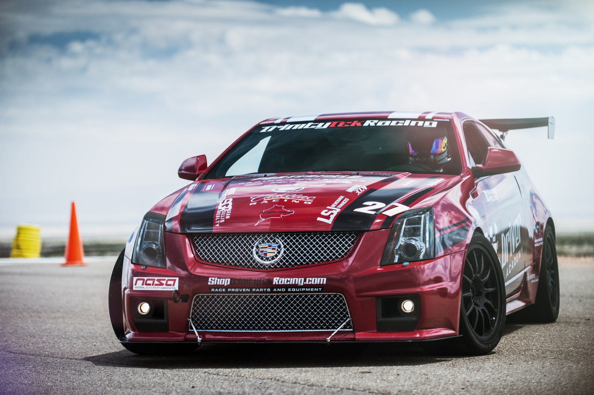 cadillac cts-v красные спортивные