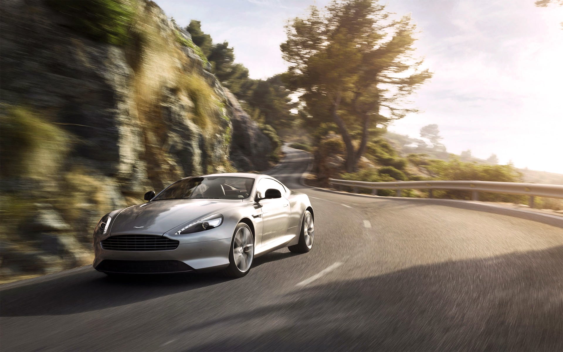 aston martin db9 coupé auto voiture en mouvement voiture de sport route asphalte gris argent