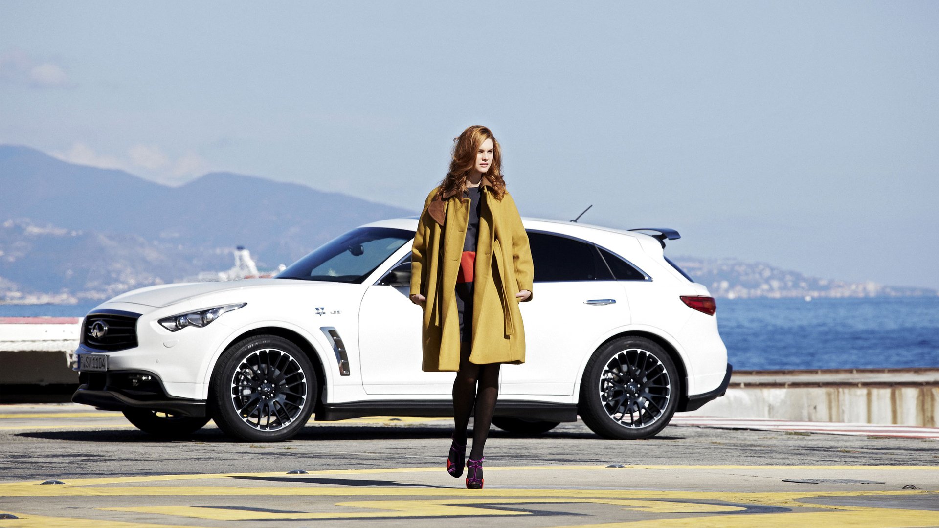 infiniti quote fx50 vettel edition hatchback girl model fashion coat landscape mountain