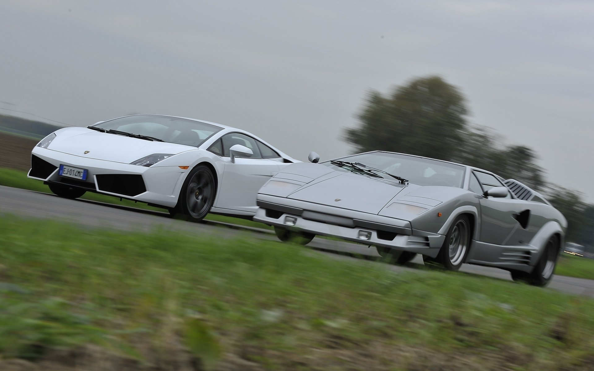 lamborghini countach e gallardo lamborghini countach gallardo supercar anteriore sfondo